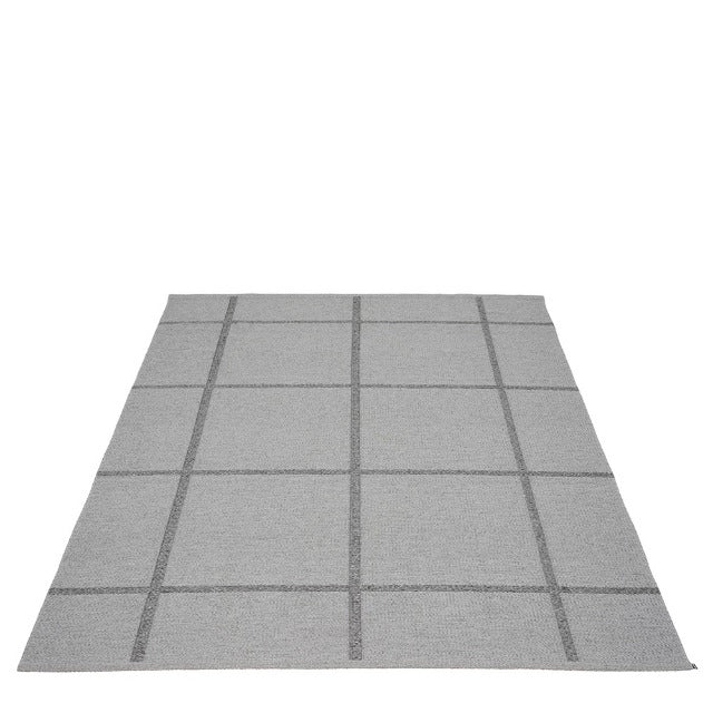 Woven rug grey