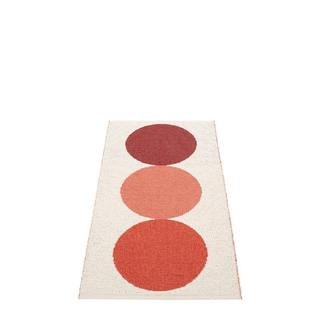 Woven rug with circles vanilla & berry