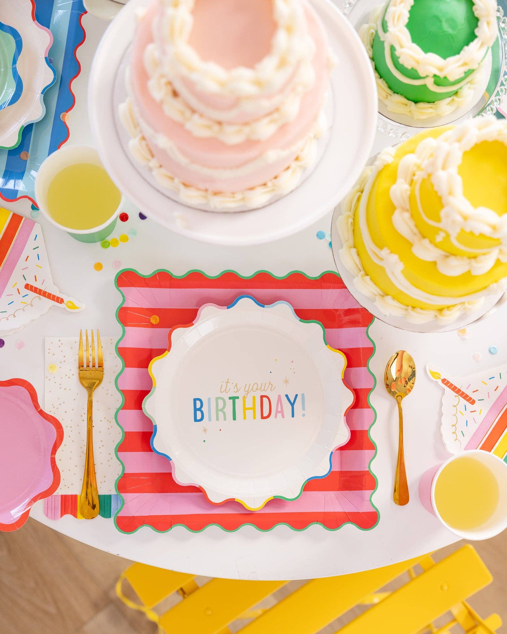 Bright Striped Plate Set