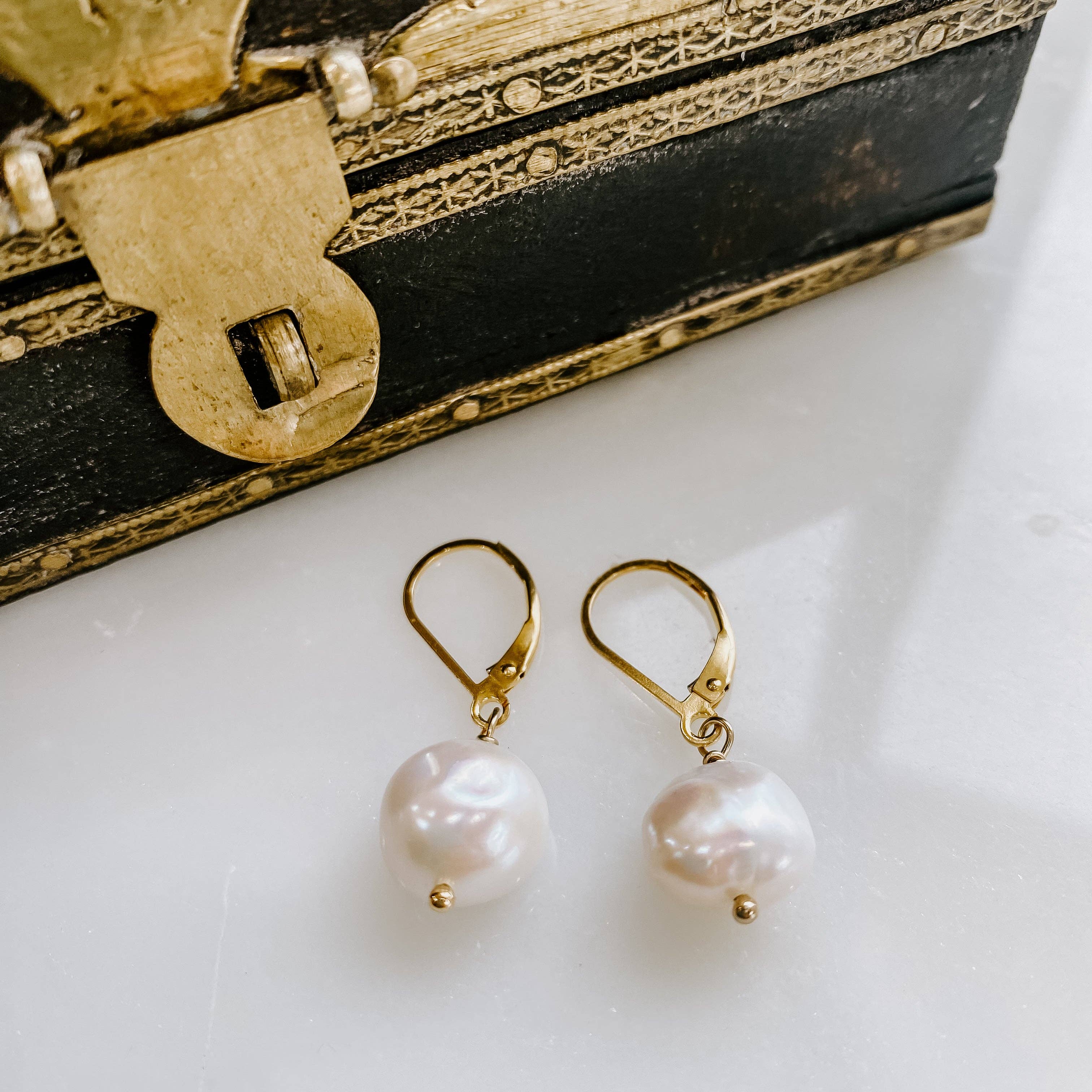 Classic Pearl Earrings