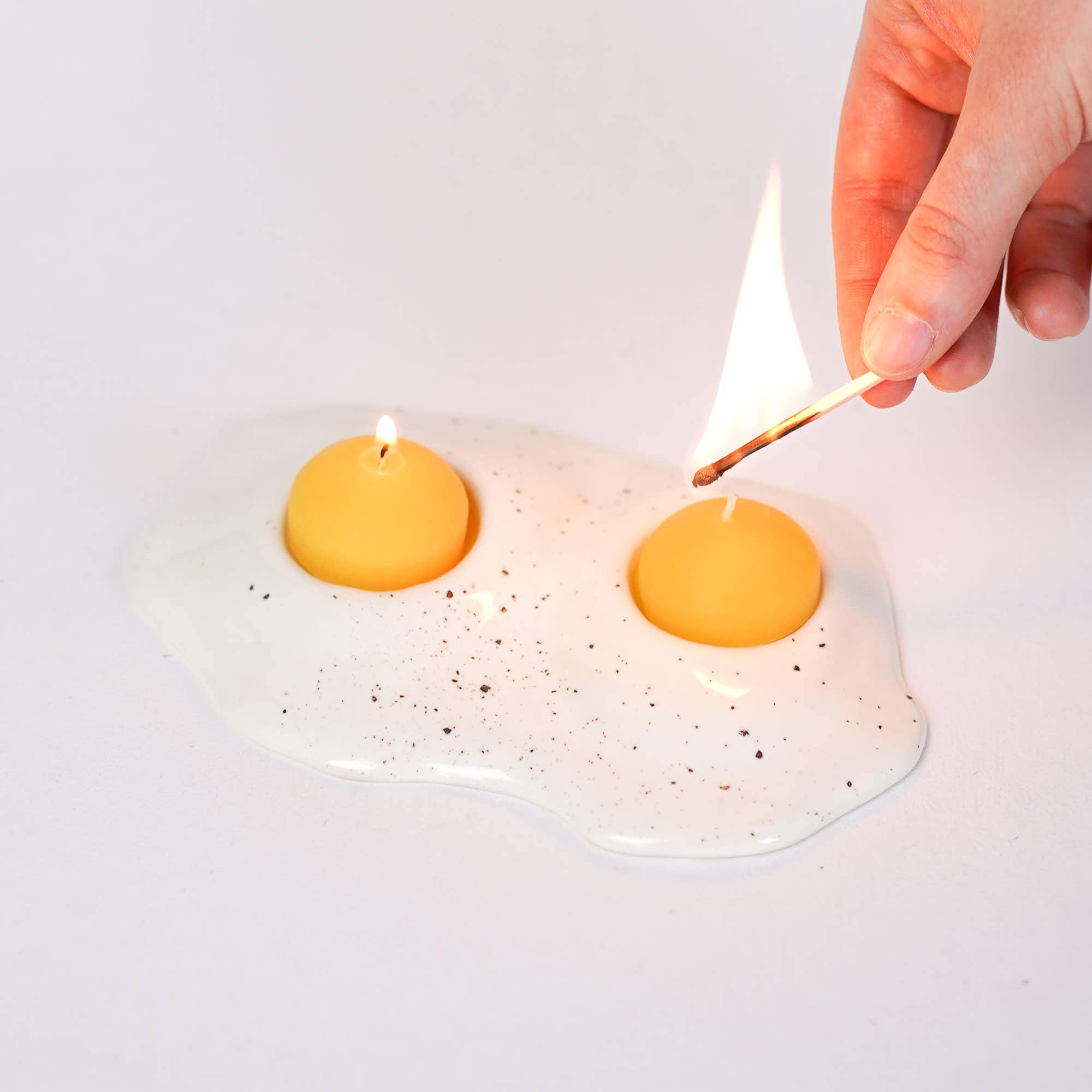 ceramic egg double tealight holder