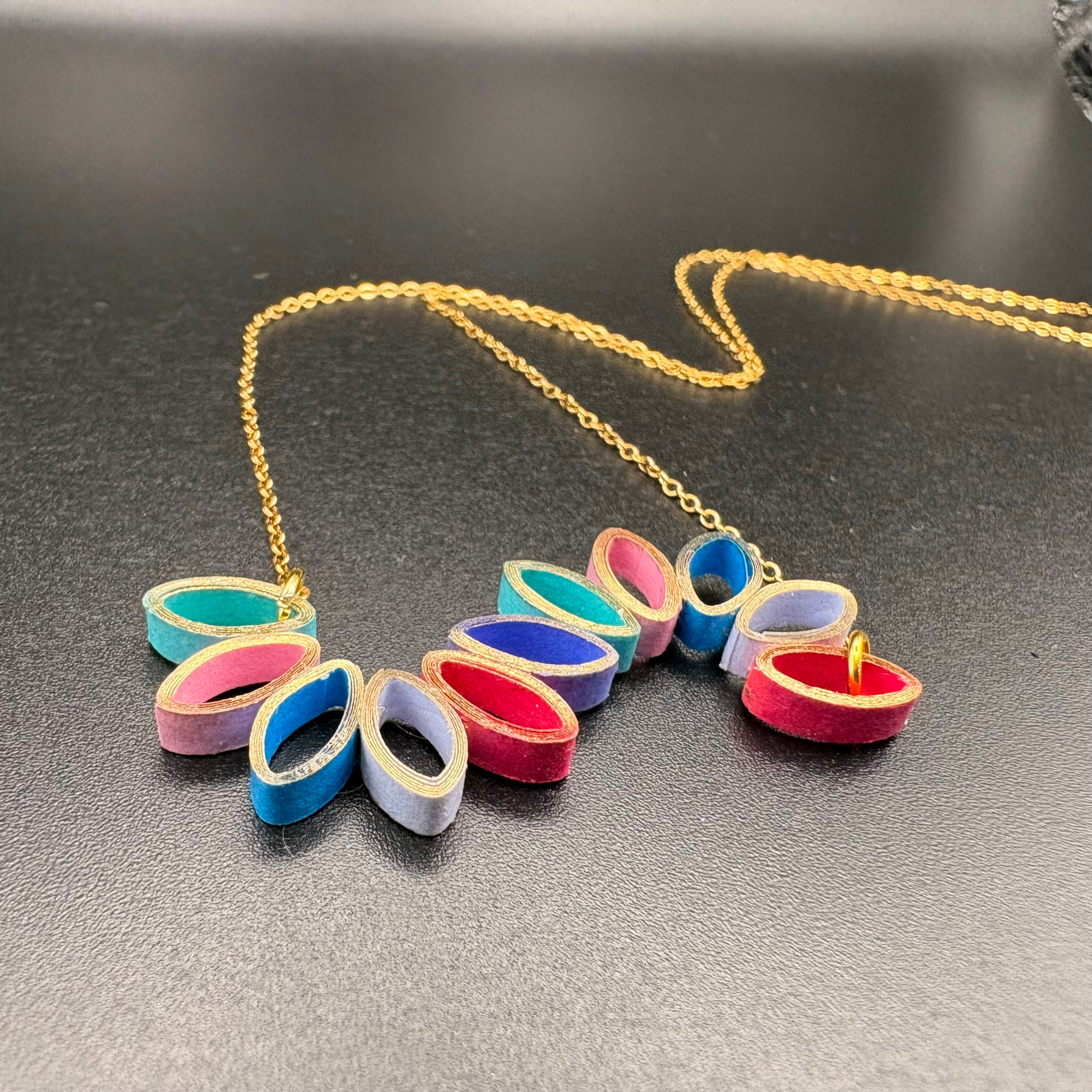 Breeze Chic | Summer Blossom Necklace