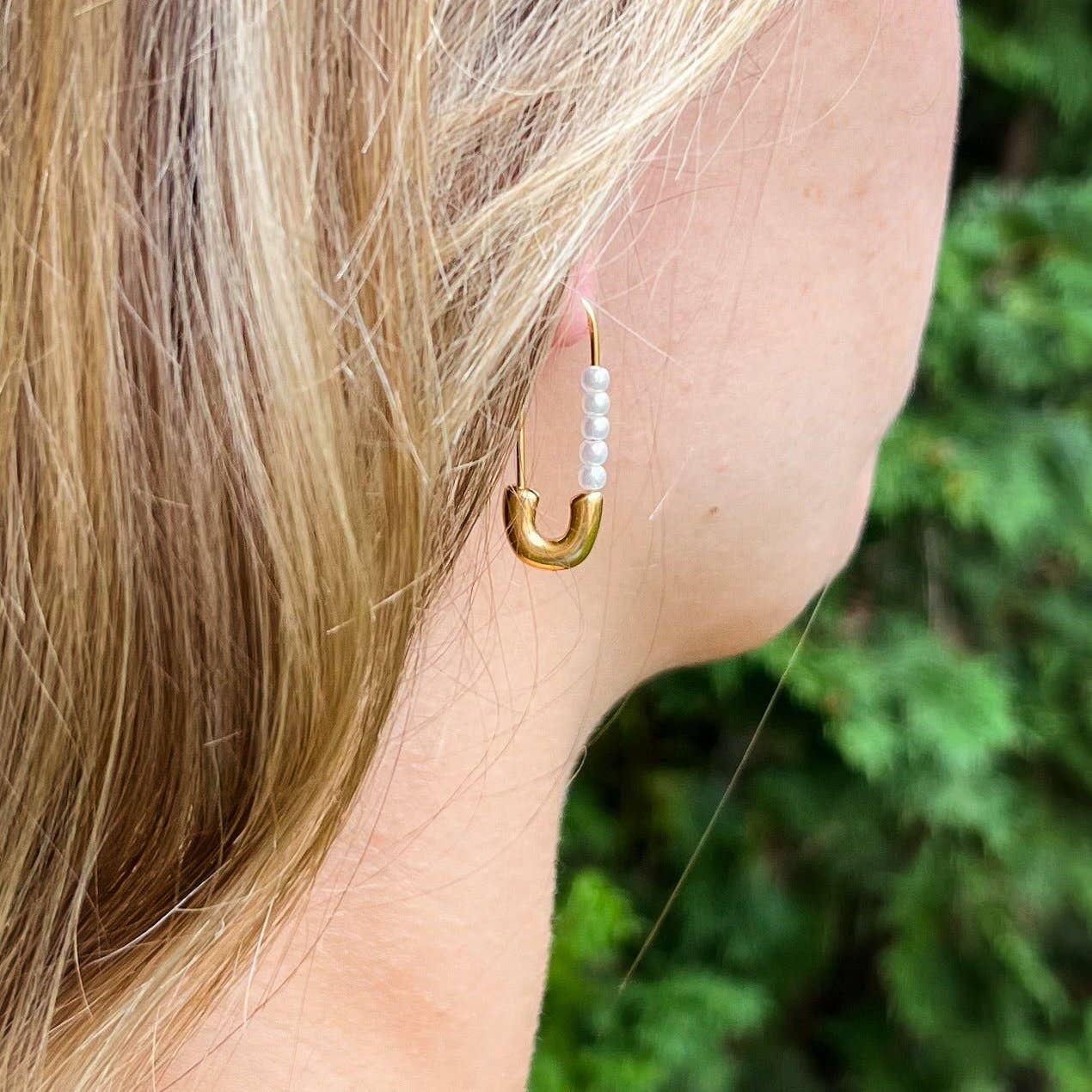 Pearl Safety Pins Earrings