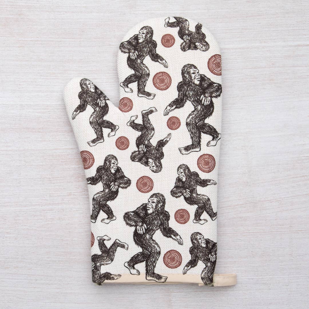 Sasquatch Oven Mitt | Heat Resistant | Right Hand