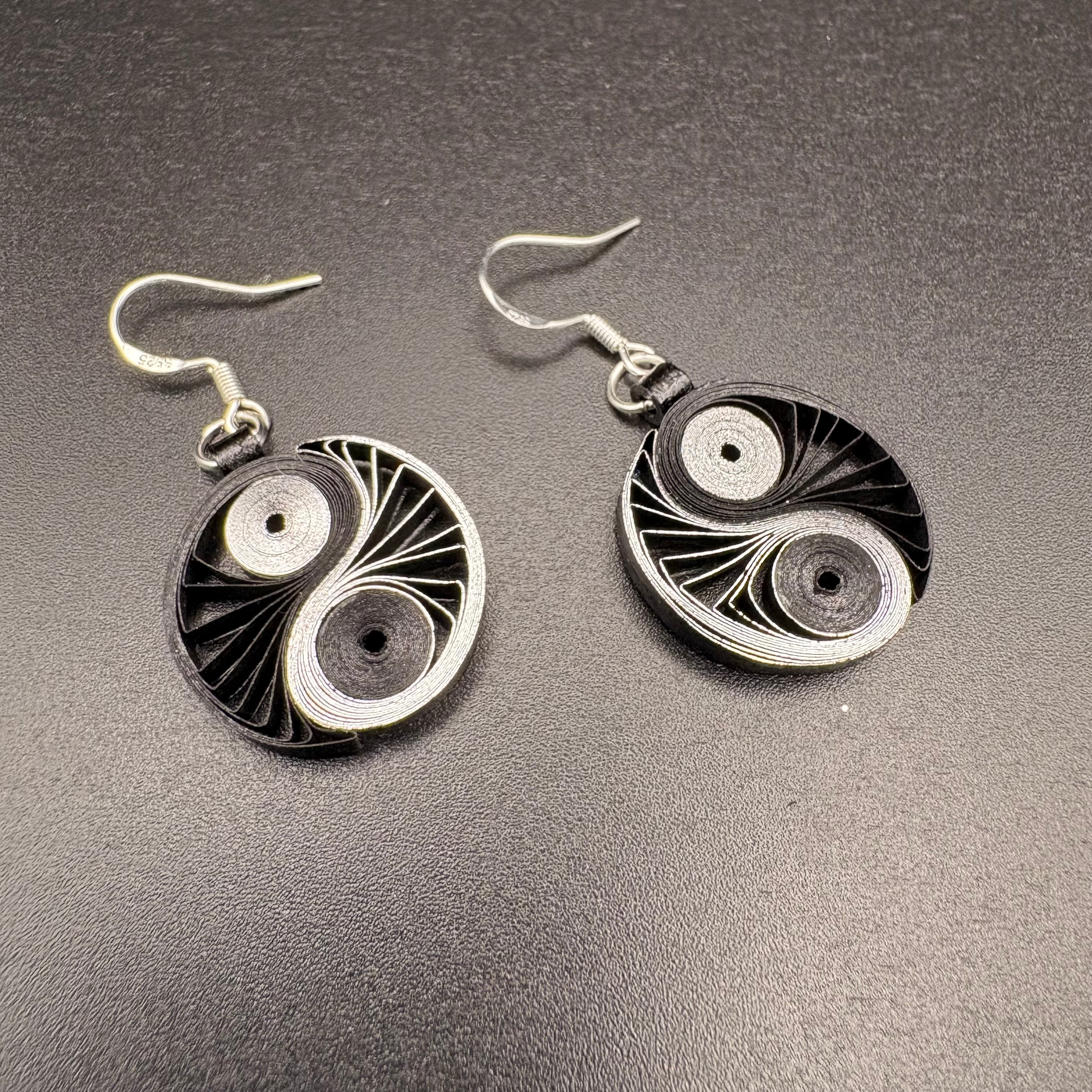 Breeze Chic | Ying Yang Earrings