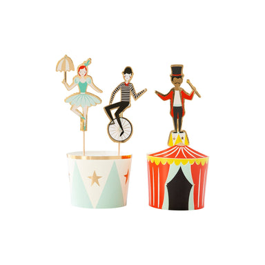 Carnival baking cups