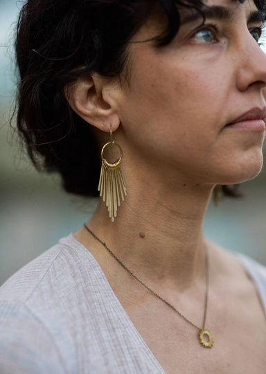 kinetic fringe earrings in brass