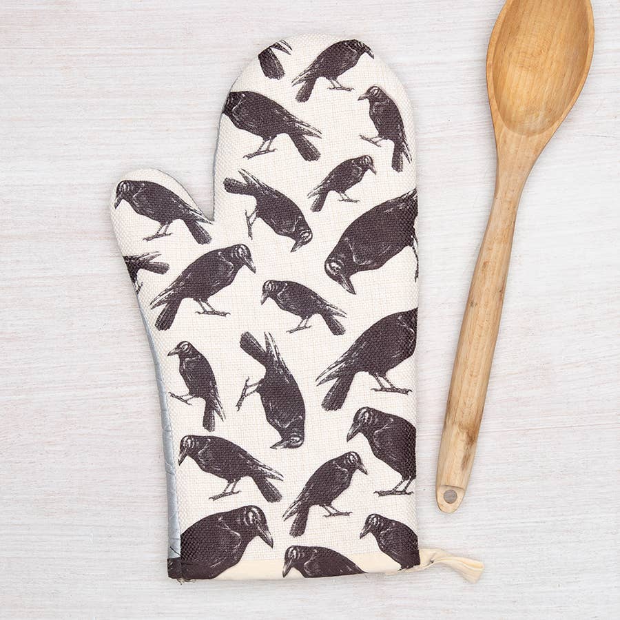 Crow oven mitt with wooden spoon