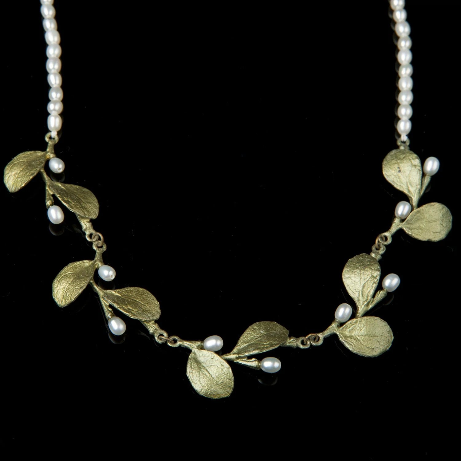 Irish Thorn Pearl Contour Necklace