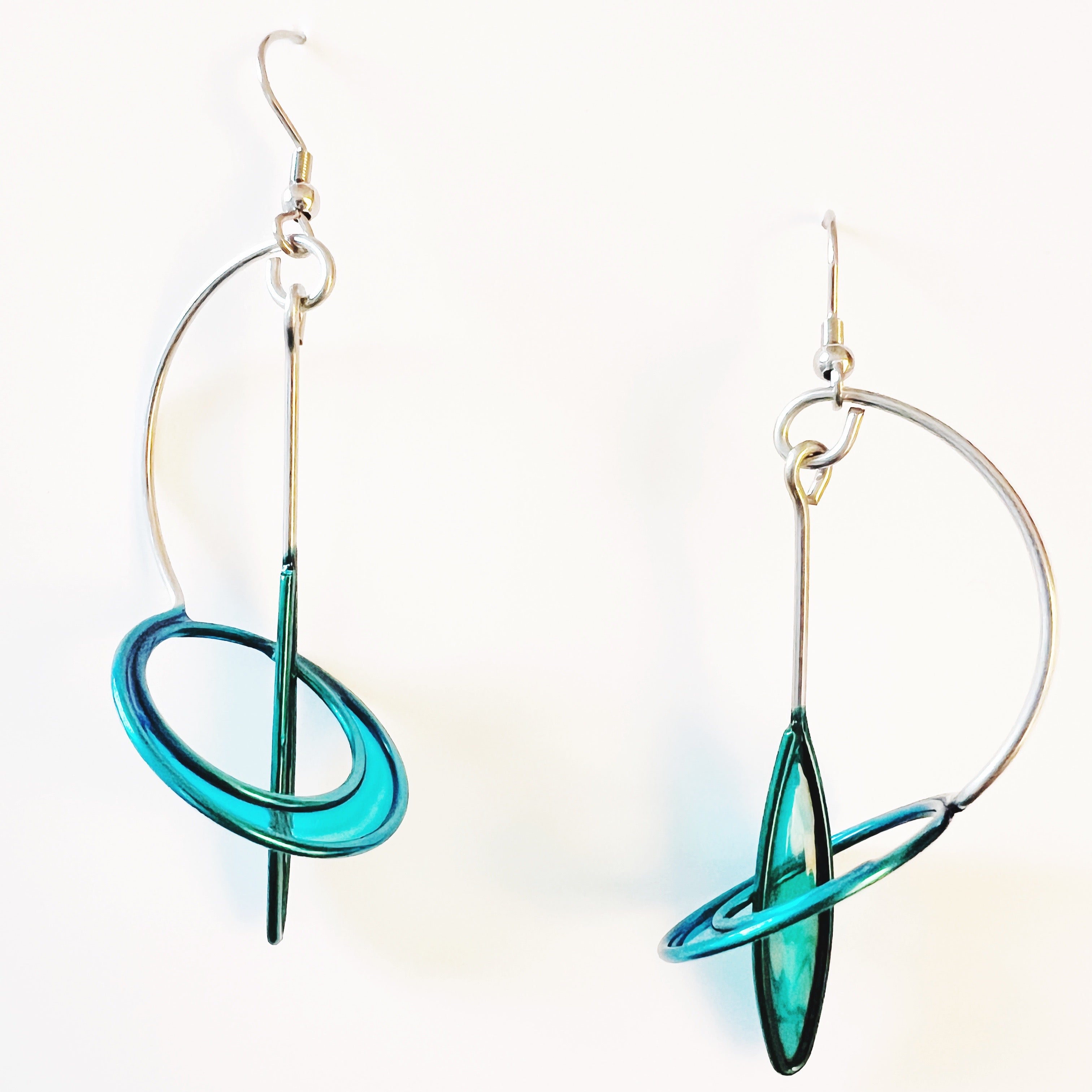 Circle With Large Leaf Earrings