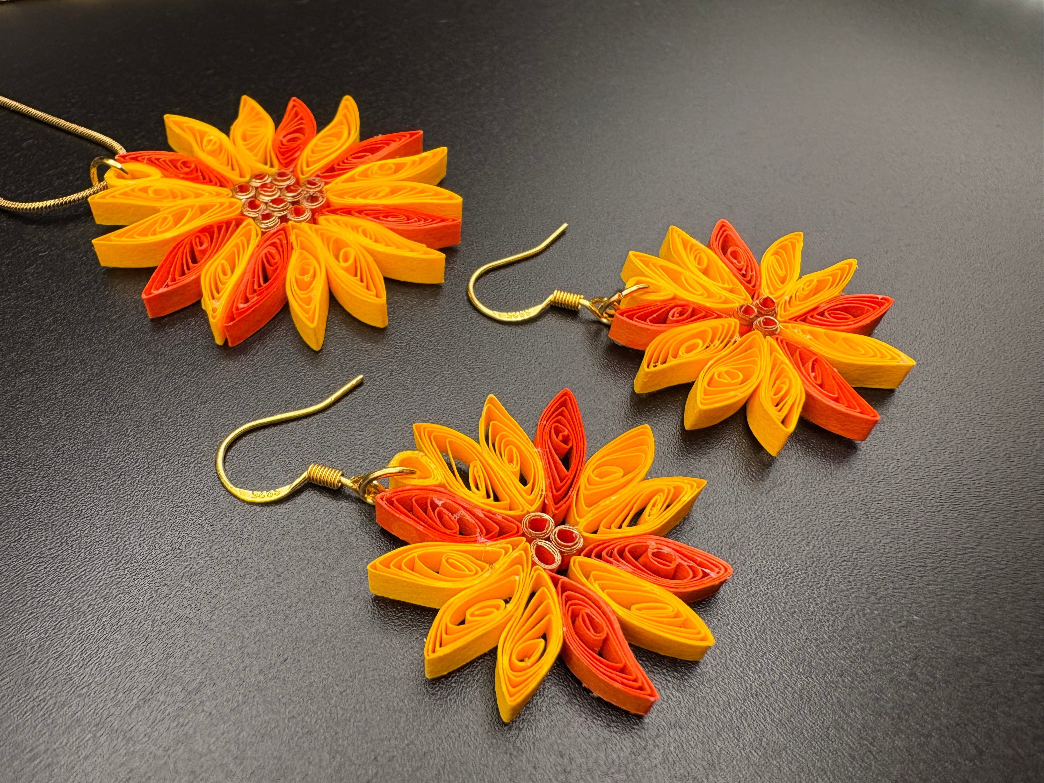 Breeze Chic | Sunflower Necklace