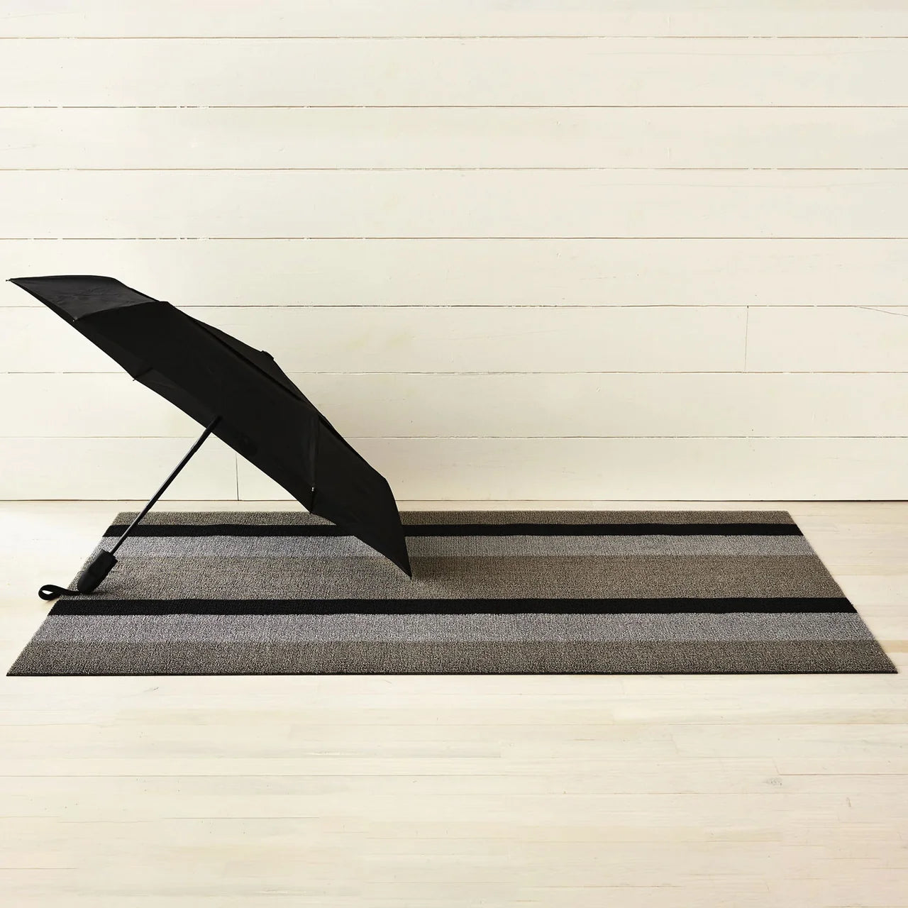 Bold Stripe Shag Mat | Silver Black