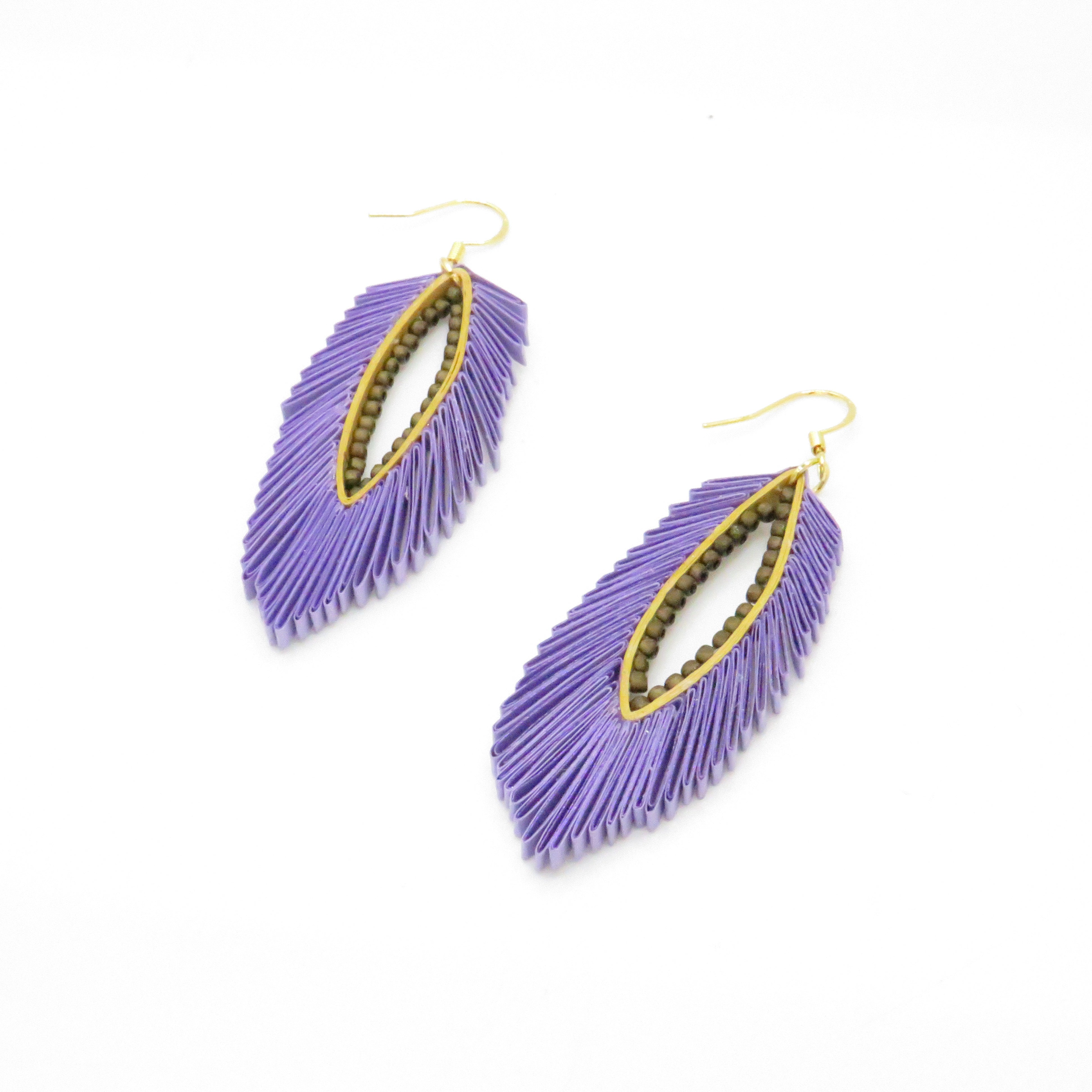 Breeze Chic | Lavender Plume Earrings