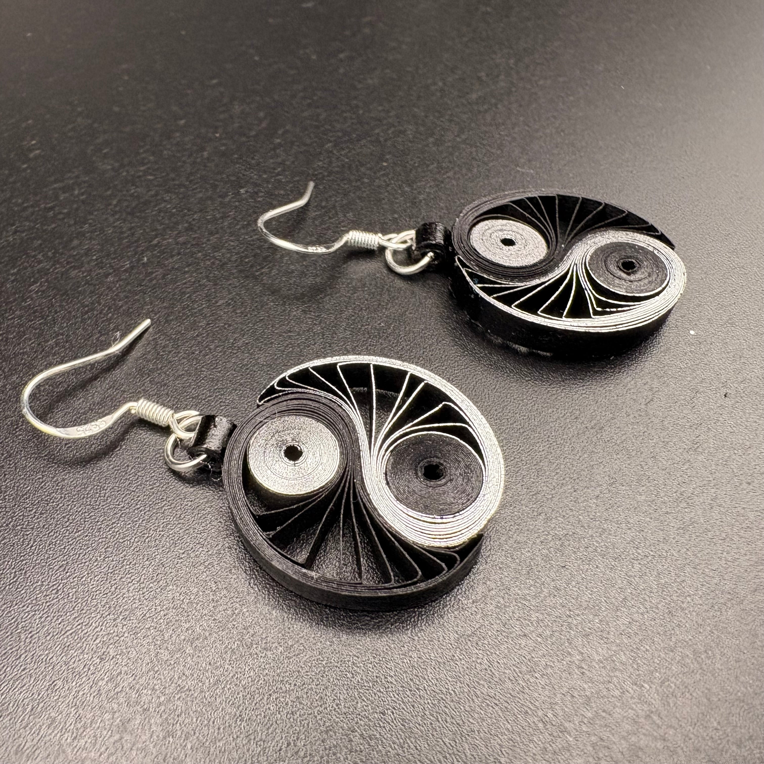 Breeze Chic | Ying Yang Earrings