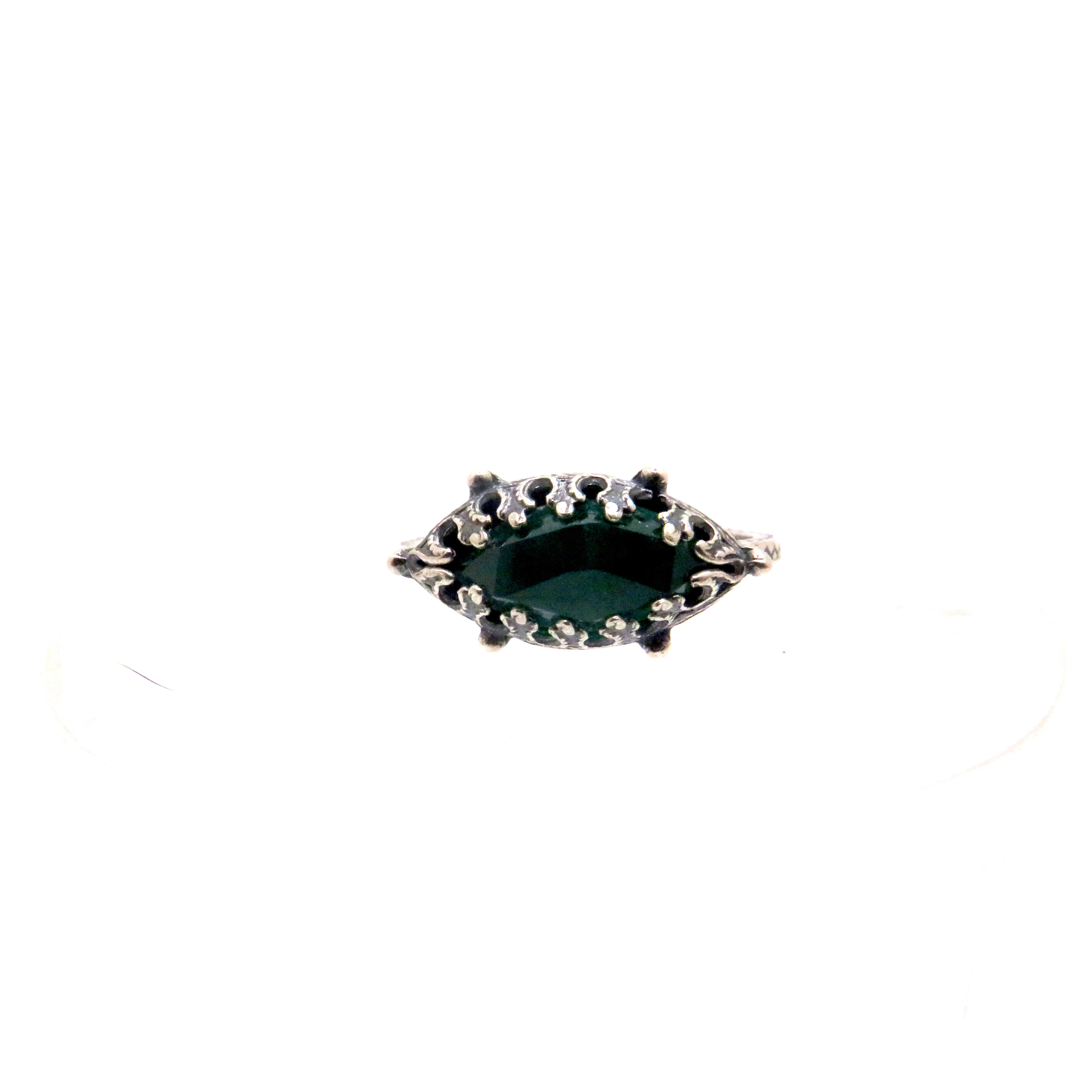 Green Onyx and Sterling Silver Bezel Eye Ring