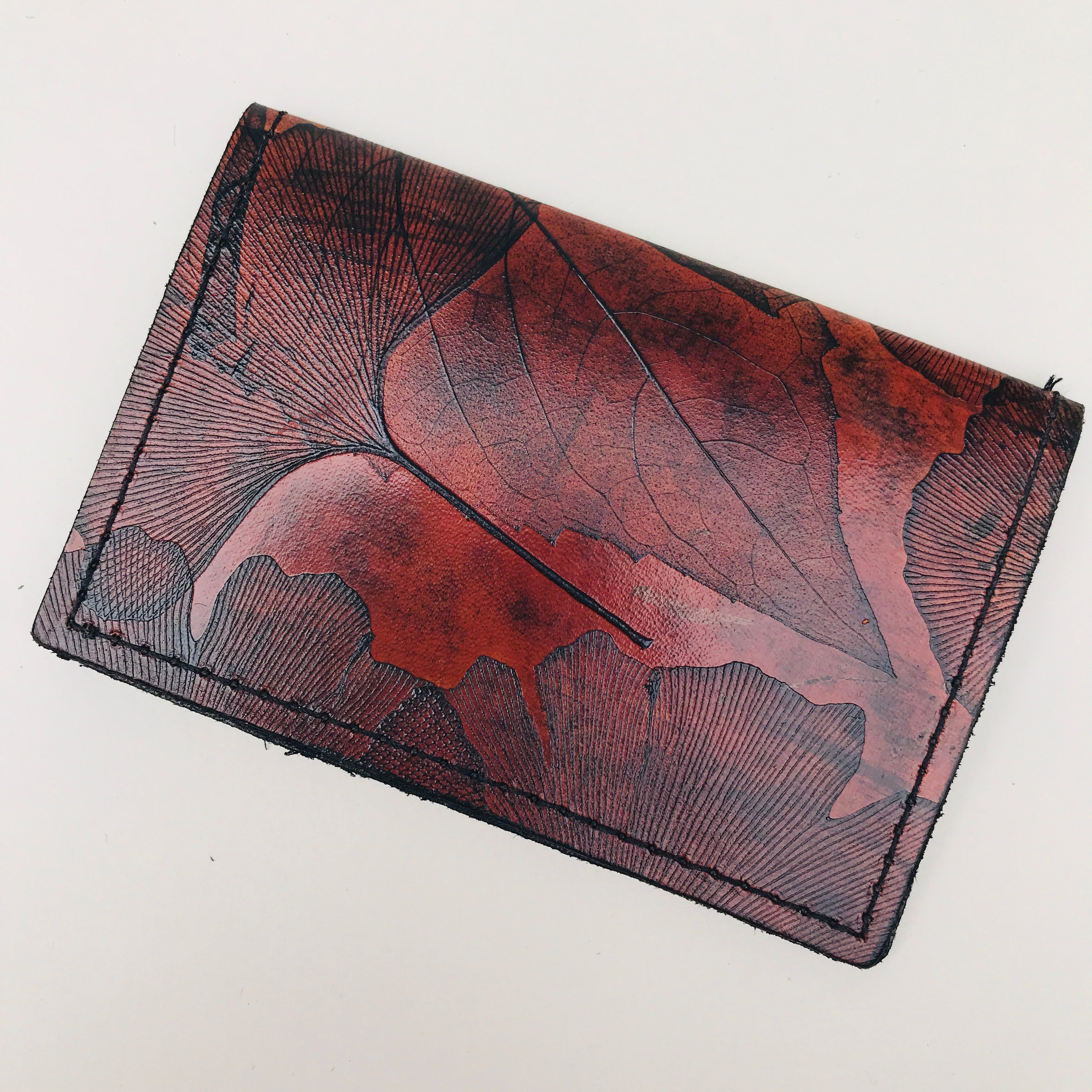 leaf leather card holder