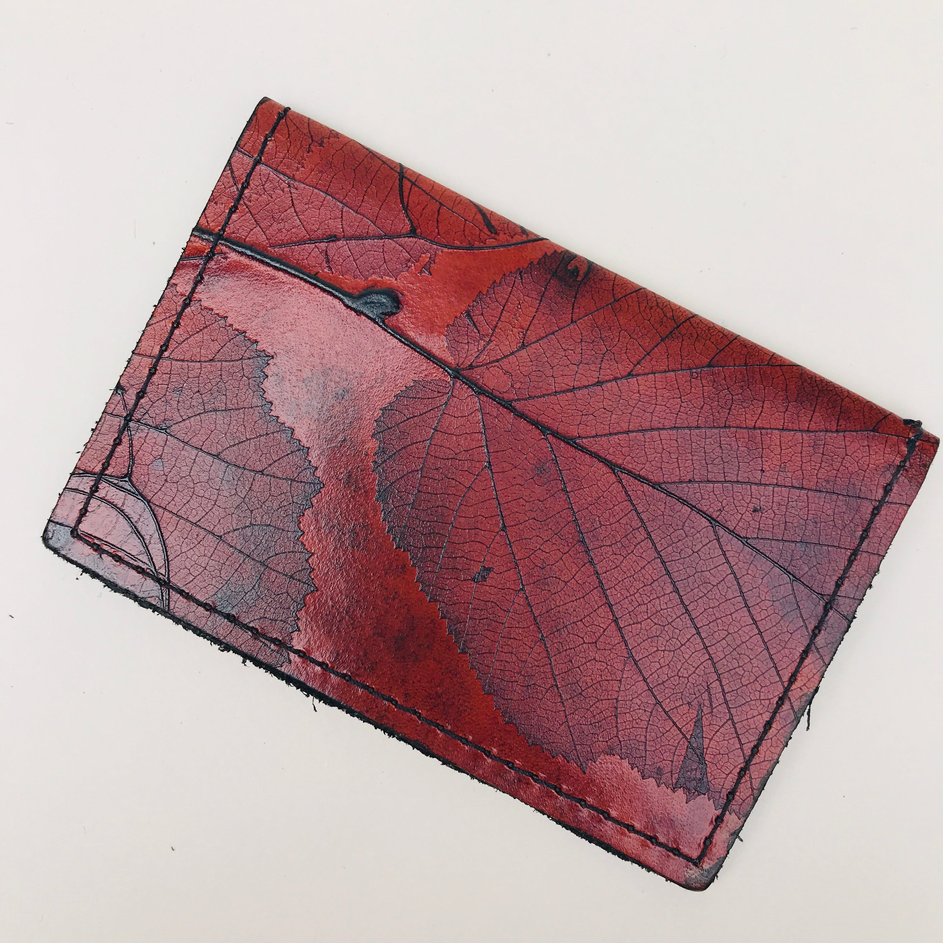 leaf leather card holder