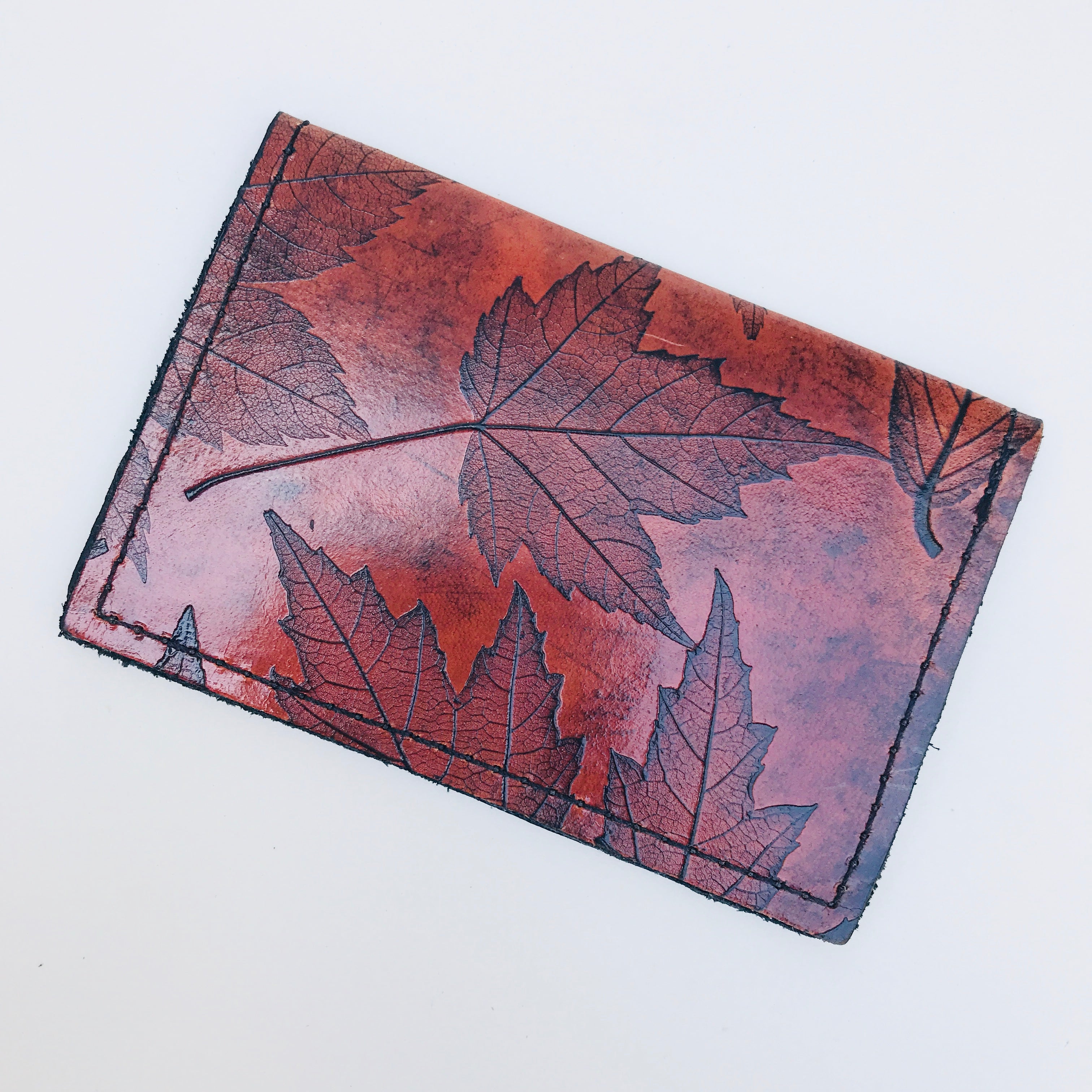 leaf leather card holder