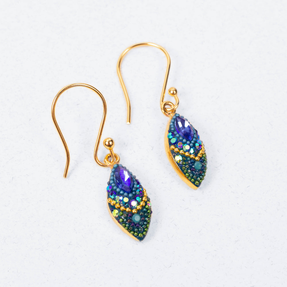 KE-8398 18K Gold Plate Crystal Petite Seed Earrings - Sparkling and sassy, perfect for everyday wear, this minimalist beauty is ready to dazzle all day!