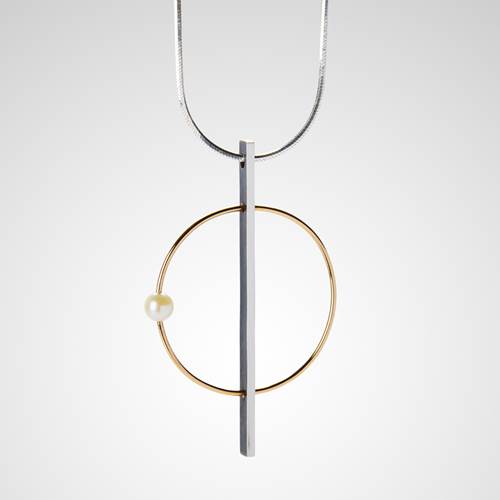 Split Circle Pendant Necklace