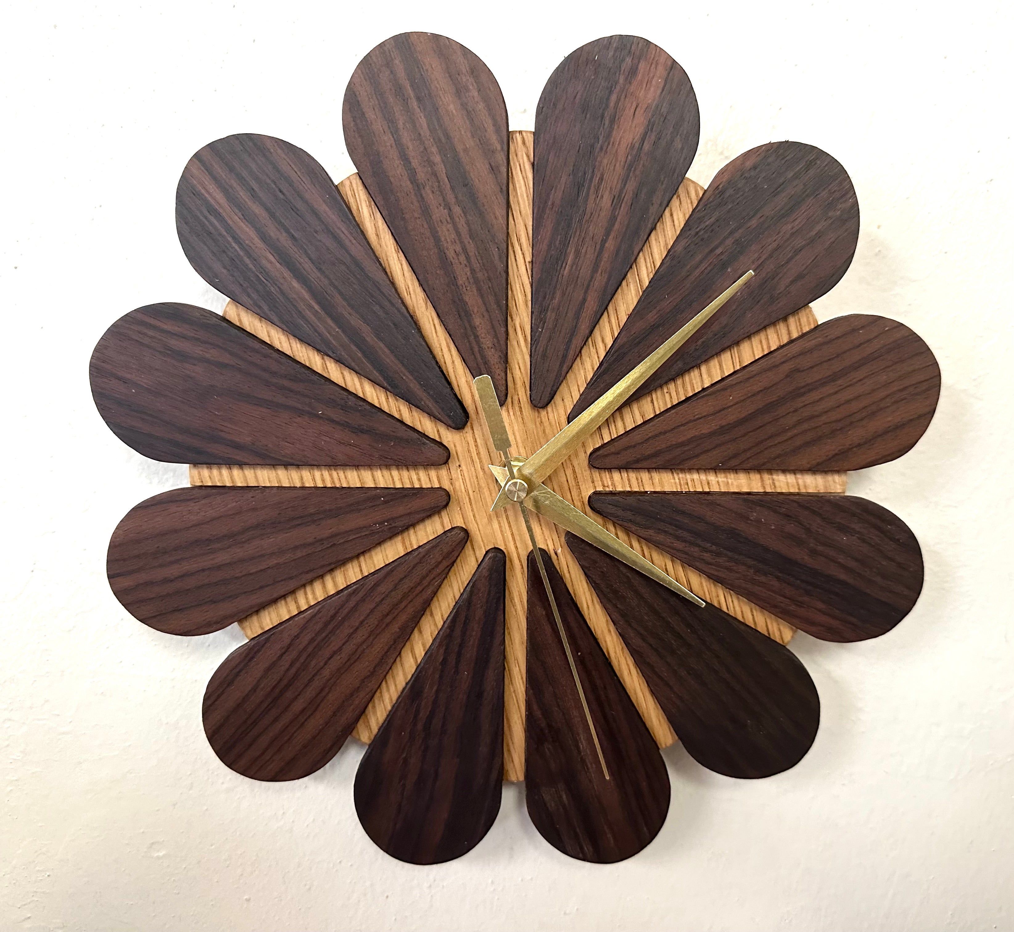 wood petal clock