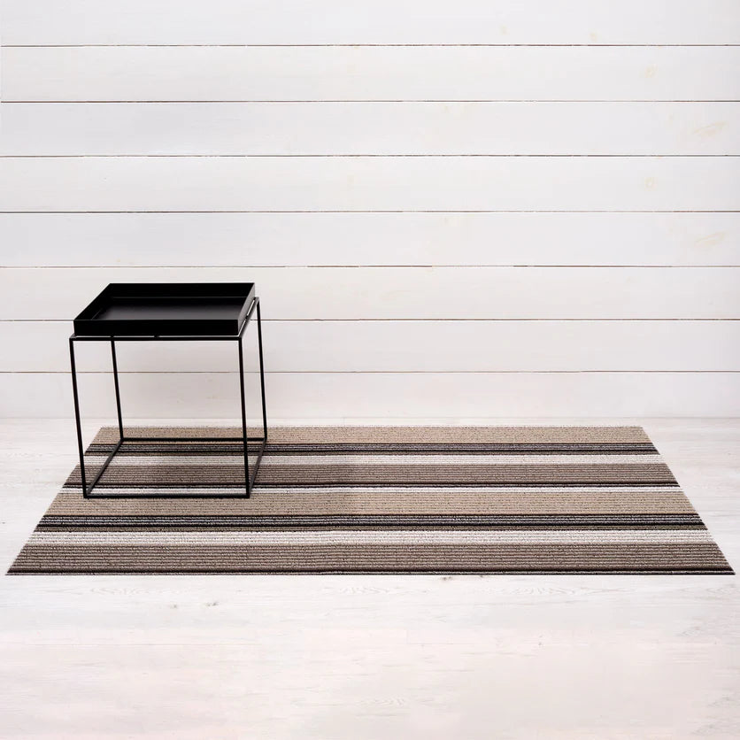 Chilewich Pleat Stripe Shag Mat - Oyster
