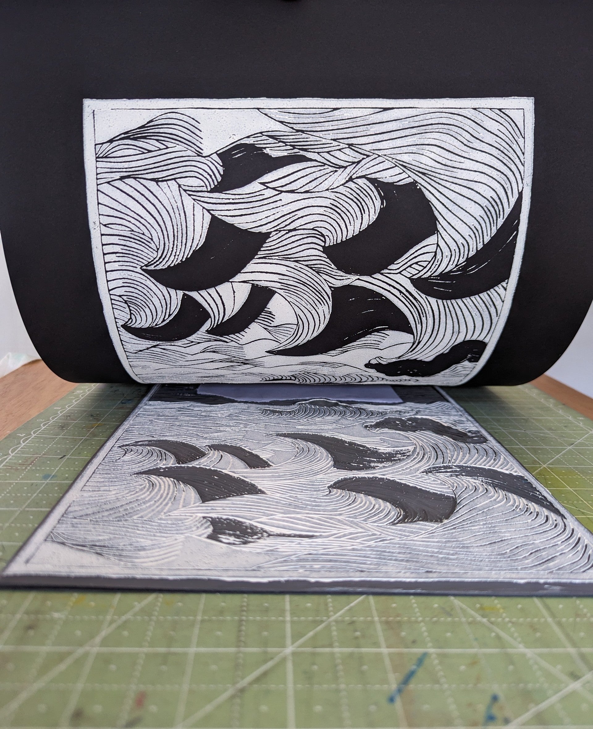 rolling waves linoprint