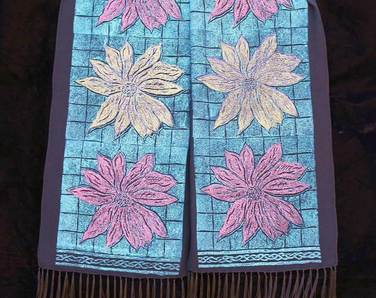 Solar Bloom Scarf