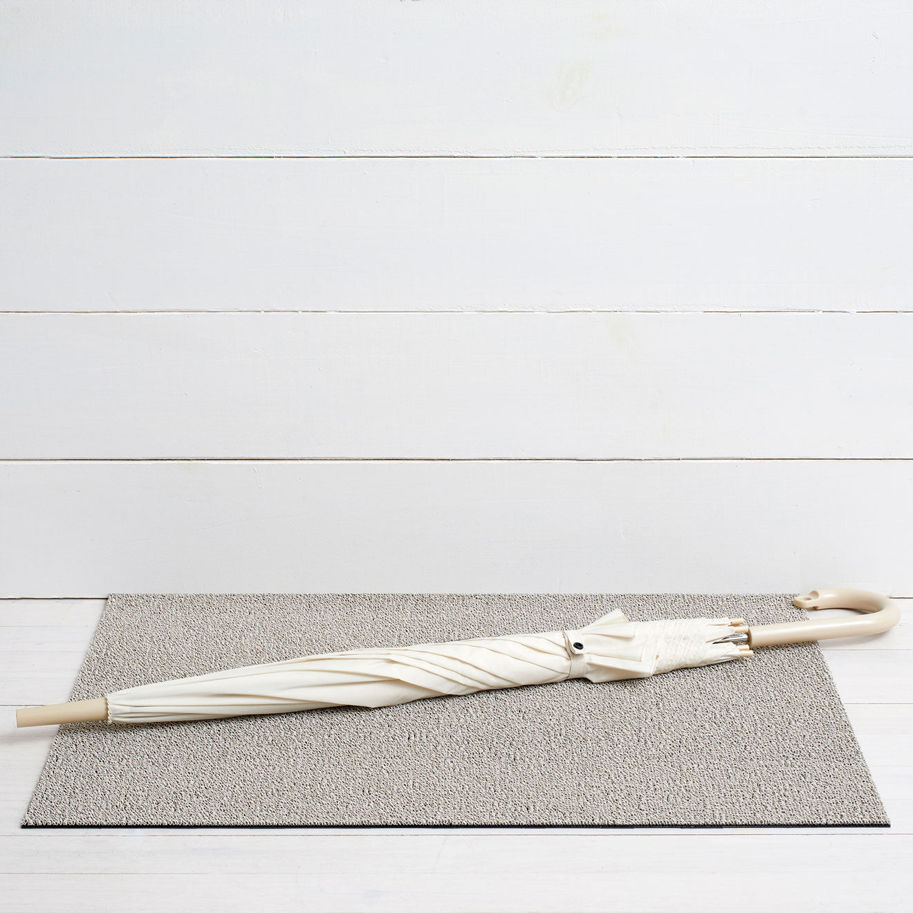 Solid Shag Mat | Silk Doormat by Chilewich