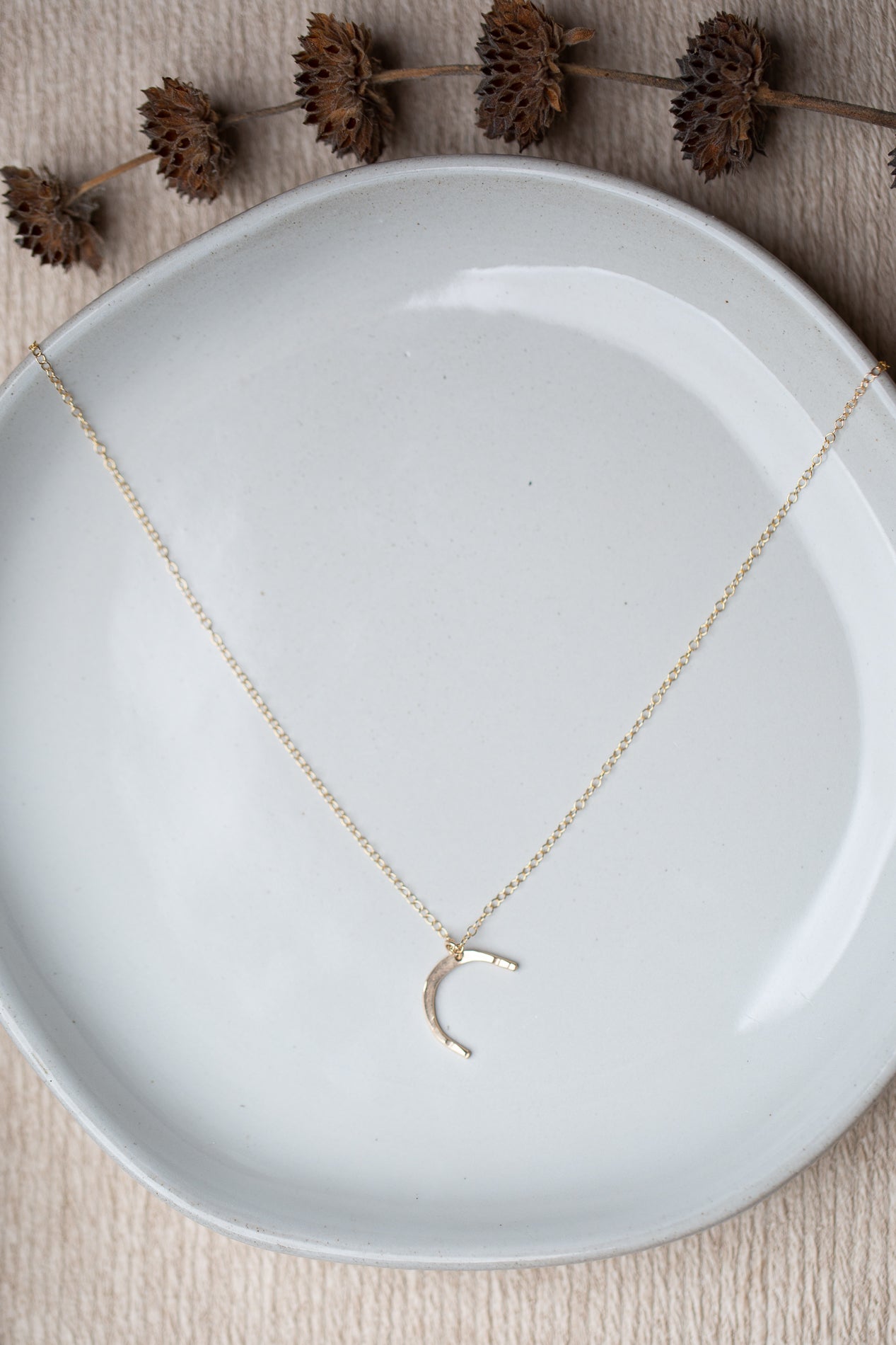 gold crescent moon necklace