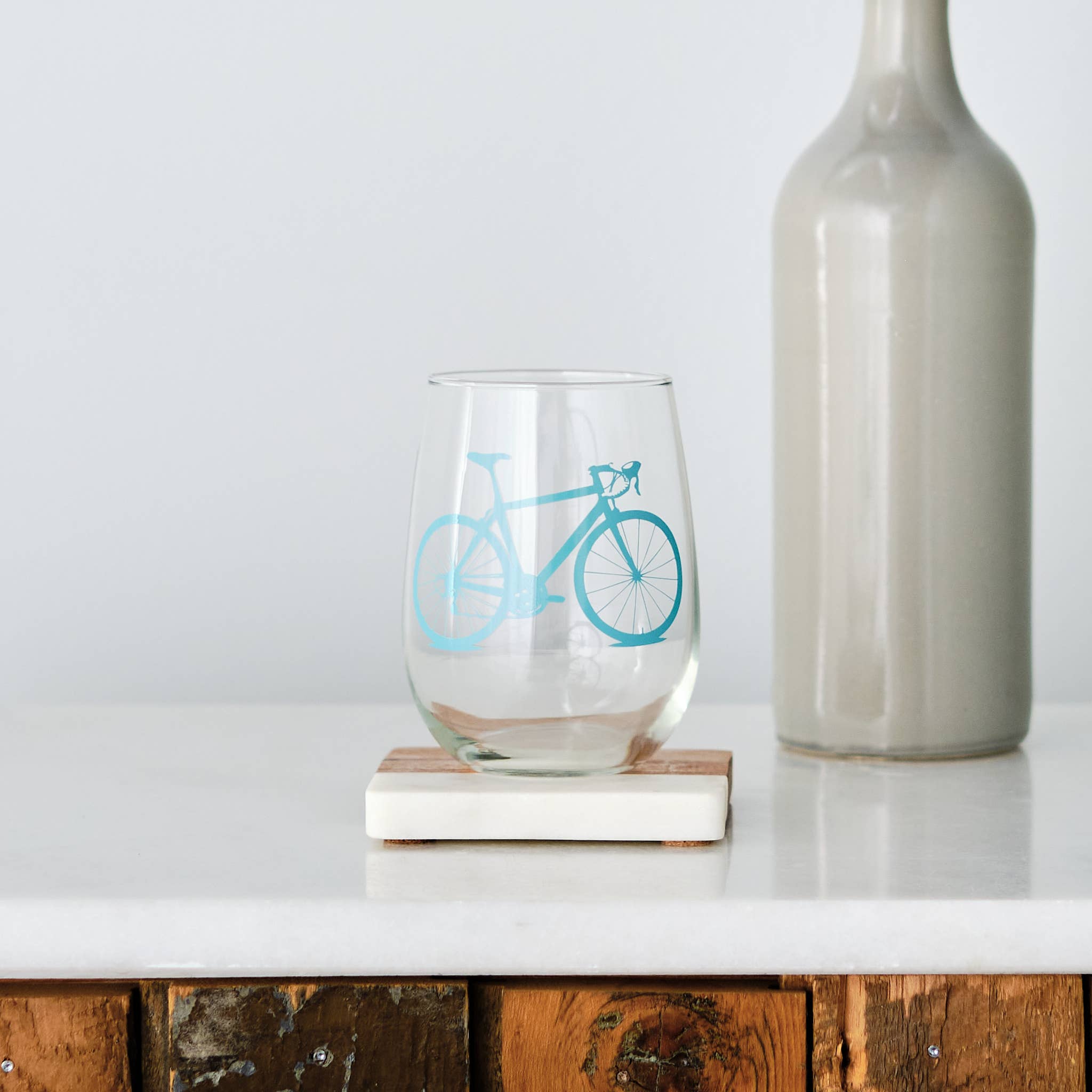 wine glass with blue bicycle print