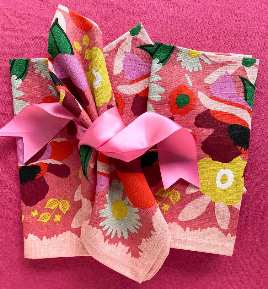 Garden Napkin Set of 4 featuring vibrant colors perfect for adding life to your dining table.