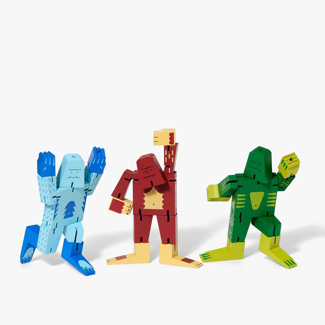 Sasquatch wooden Cubebot