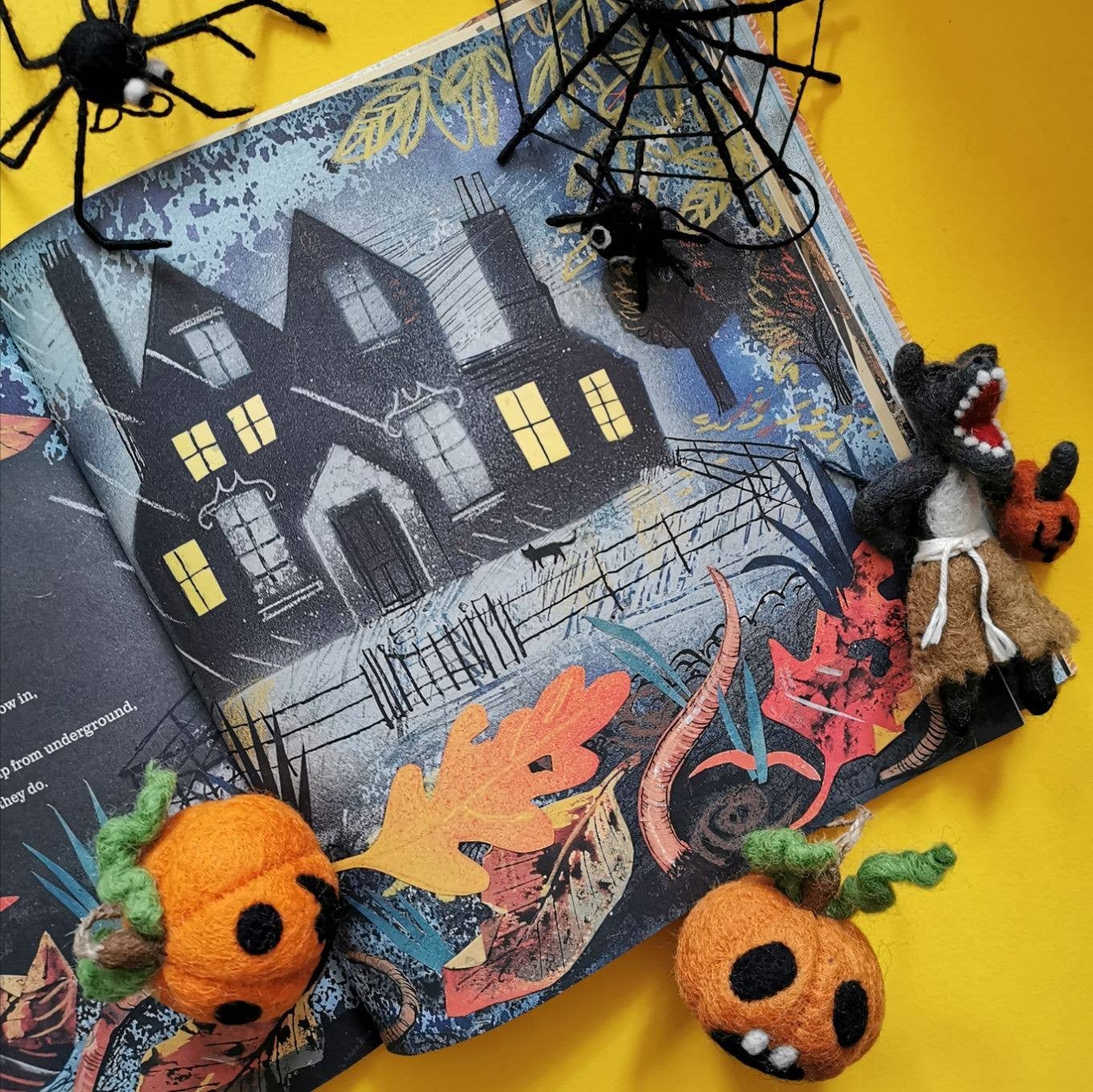 Handmade Felt Fair Trade Spooky Spiderweb Hanging Halloween