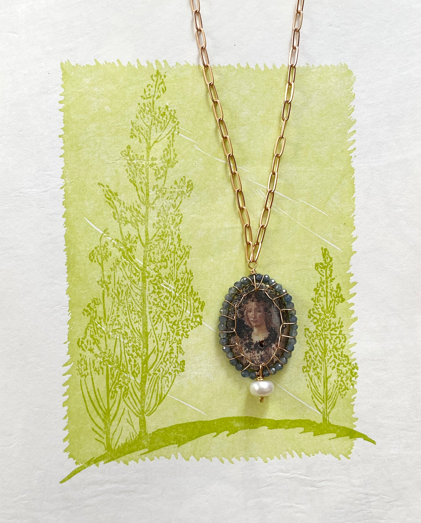 Stitched Victoria Necklace | Primavera Detail of Flora