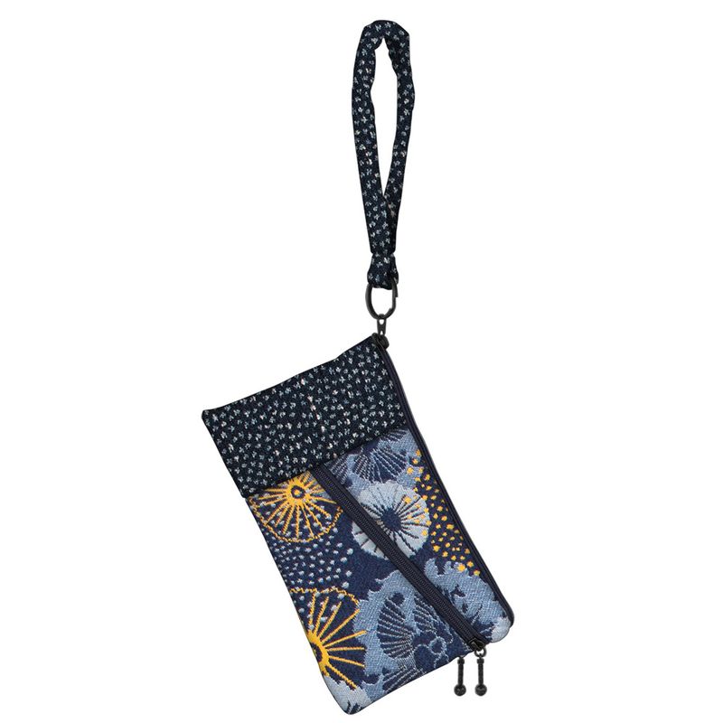 Beetle Wristlet