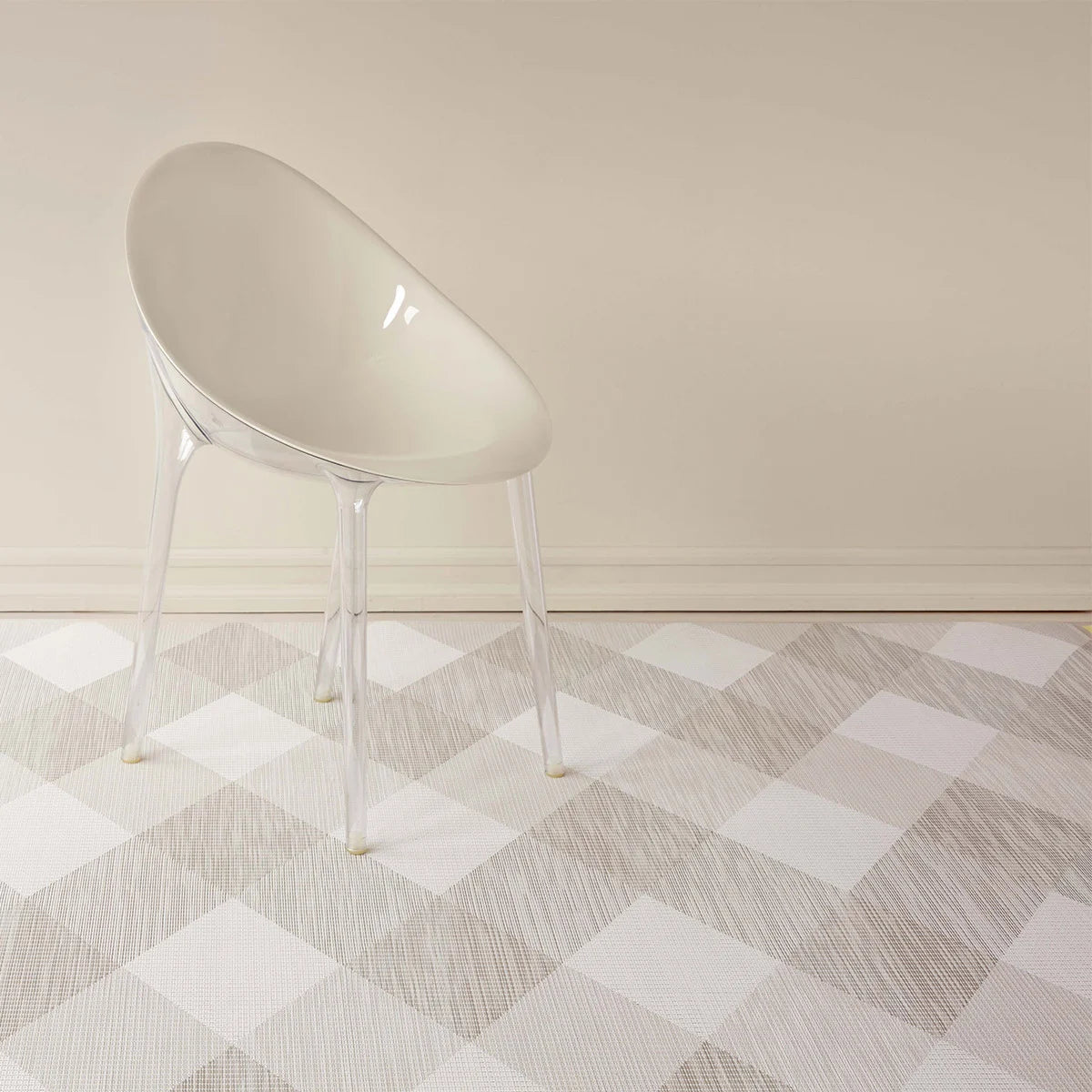 Chilewich Signal Woven Floor Mat | Sand, durable phthalate-free woven vinyl rug for indoor and outdoor use