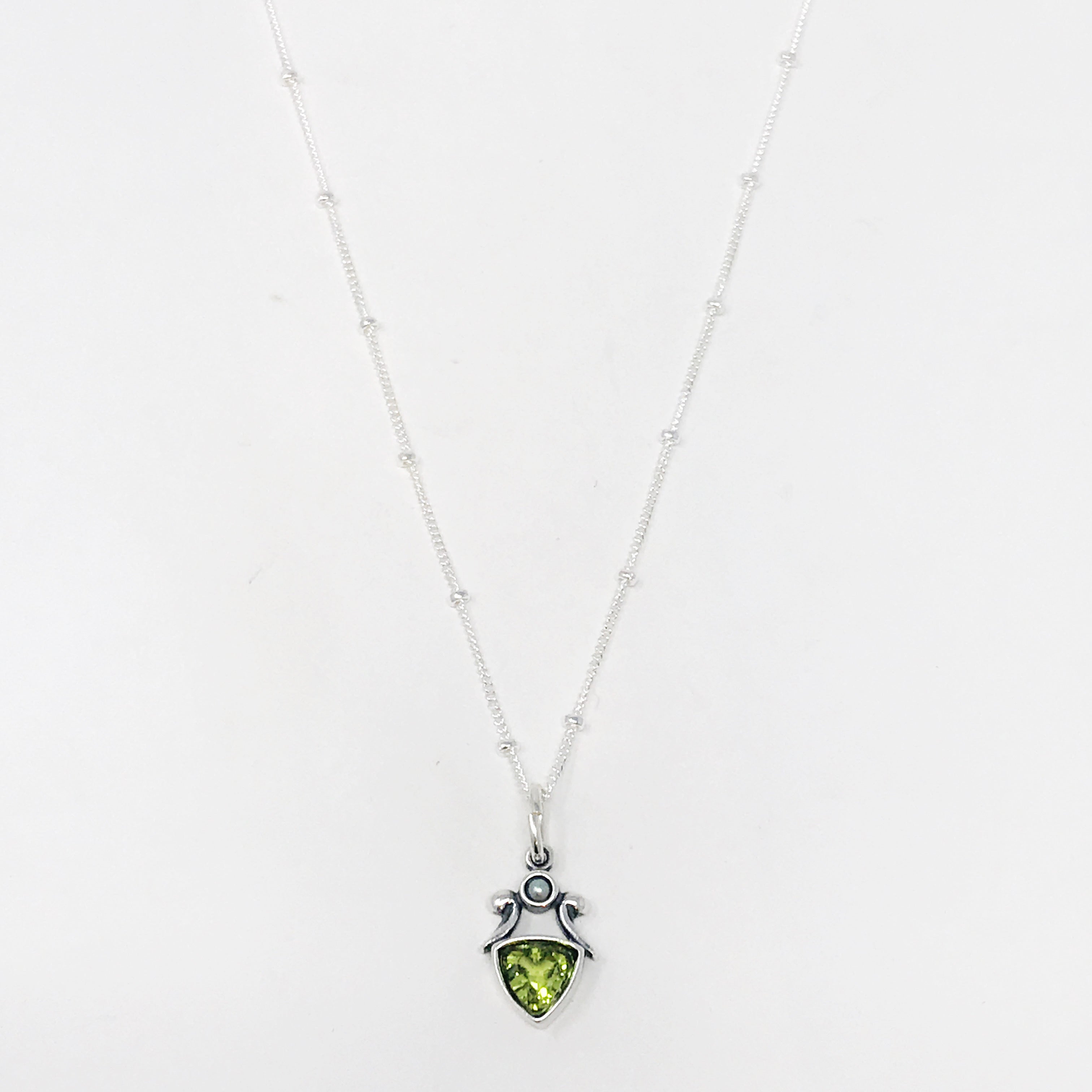 peridot necklace