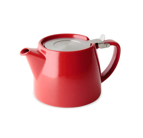 red 18oz teapot