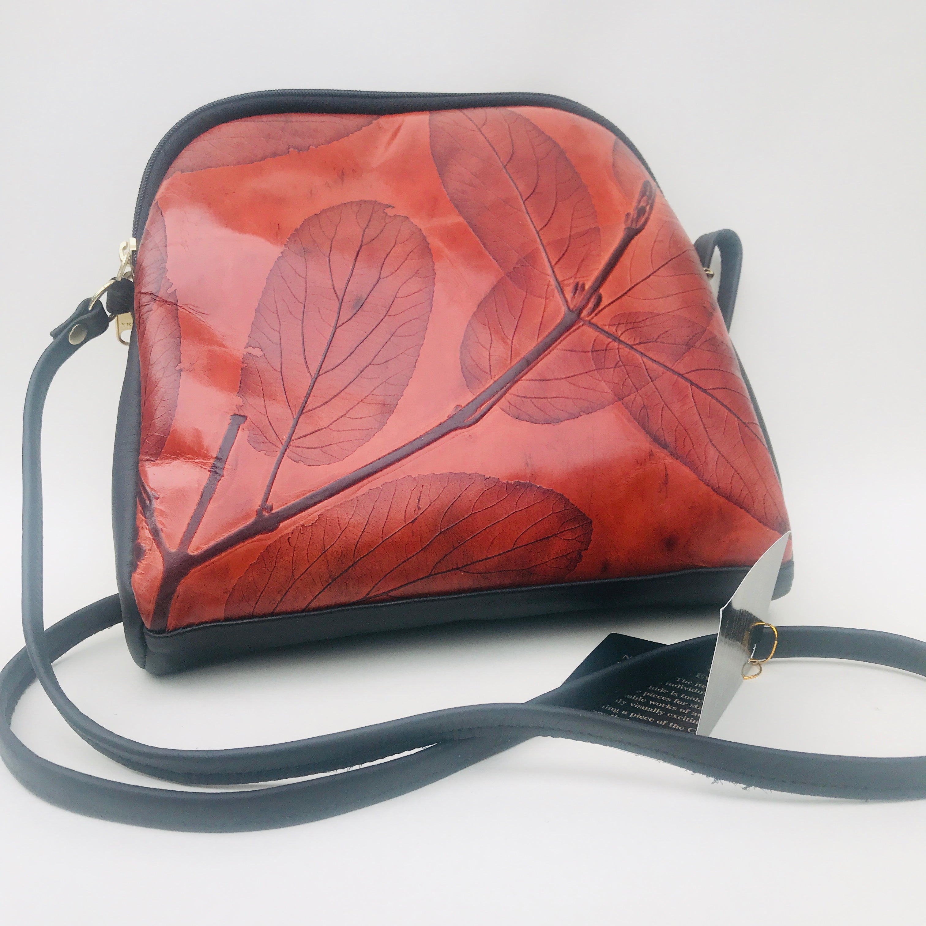 leaf leather purse