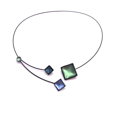 Tumbled glass square wire necklace