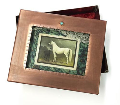 horse with pearl Reliquary Box