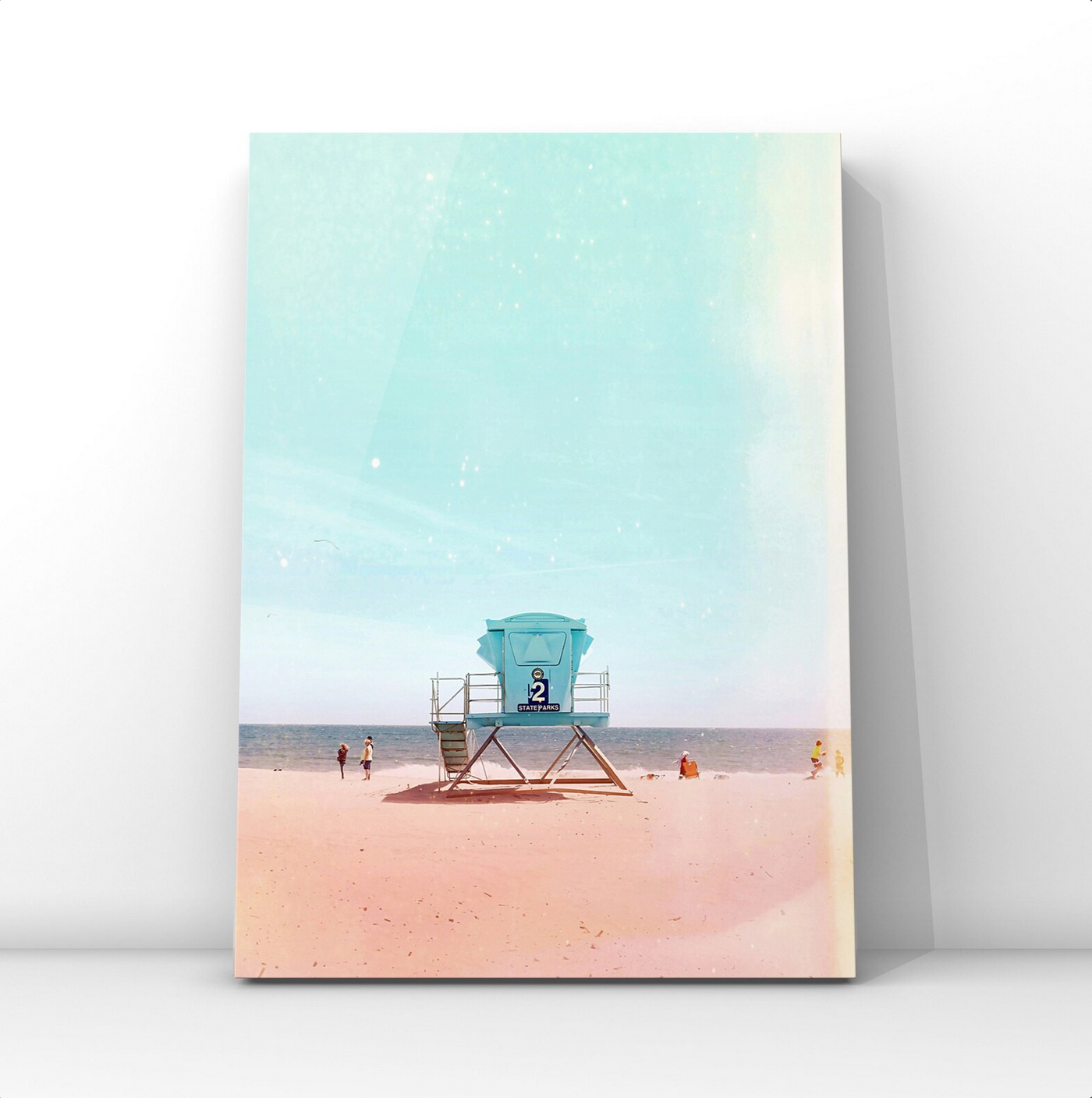 Vintage beach lifeguard tower canvas