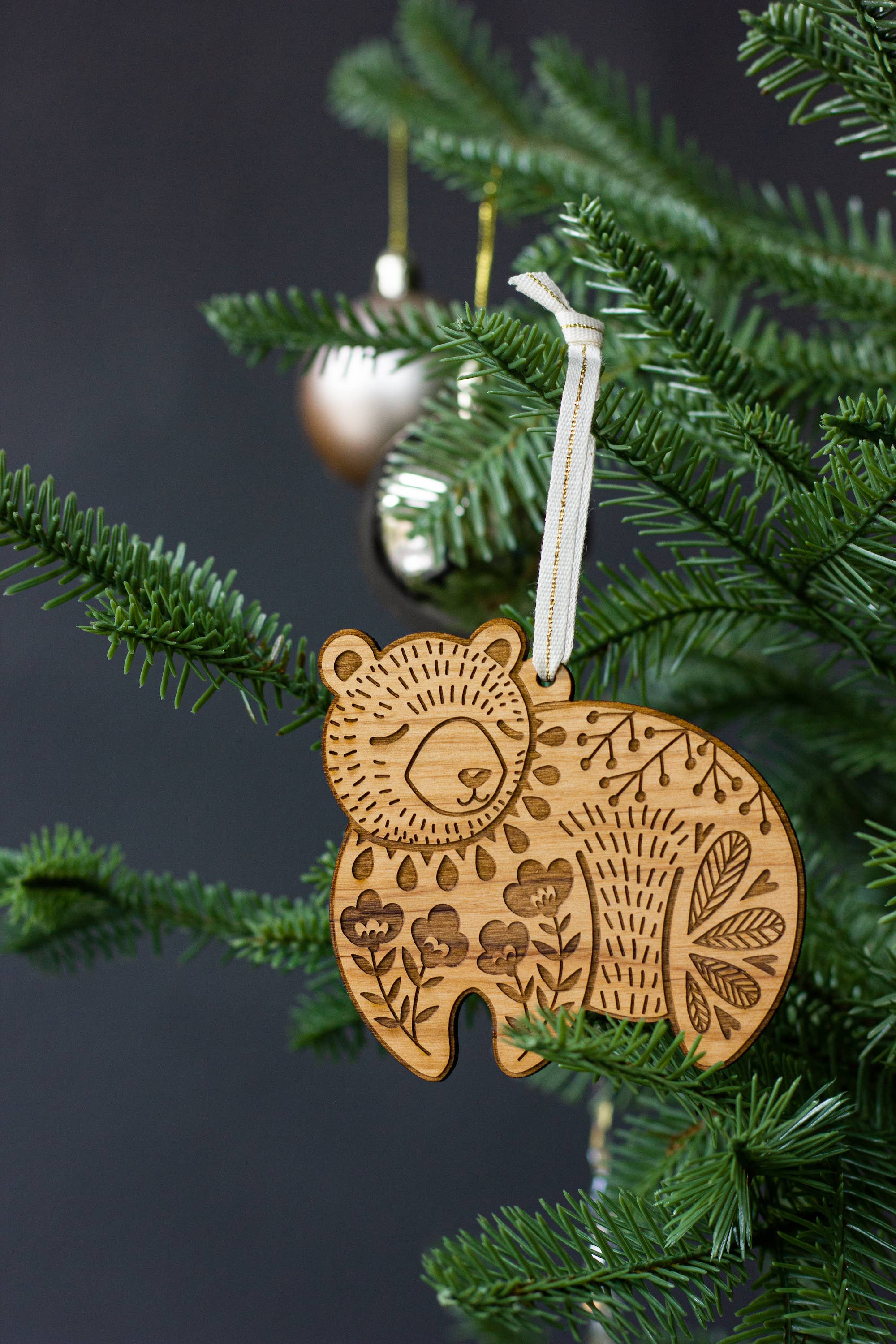 bear wooden ornament