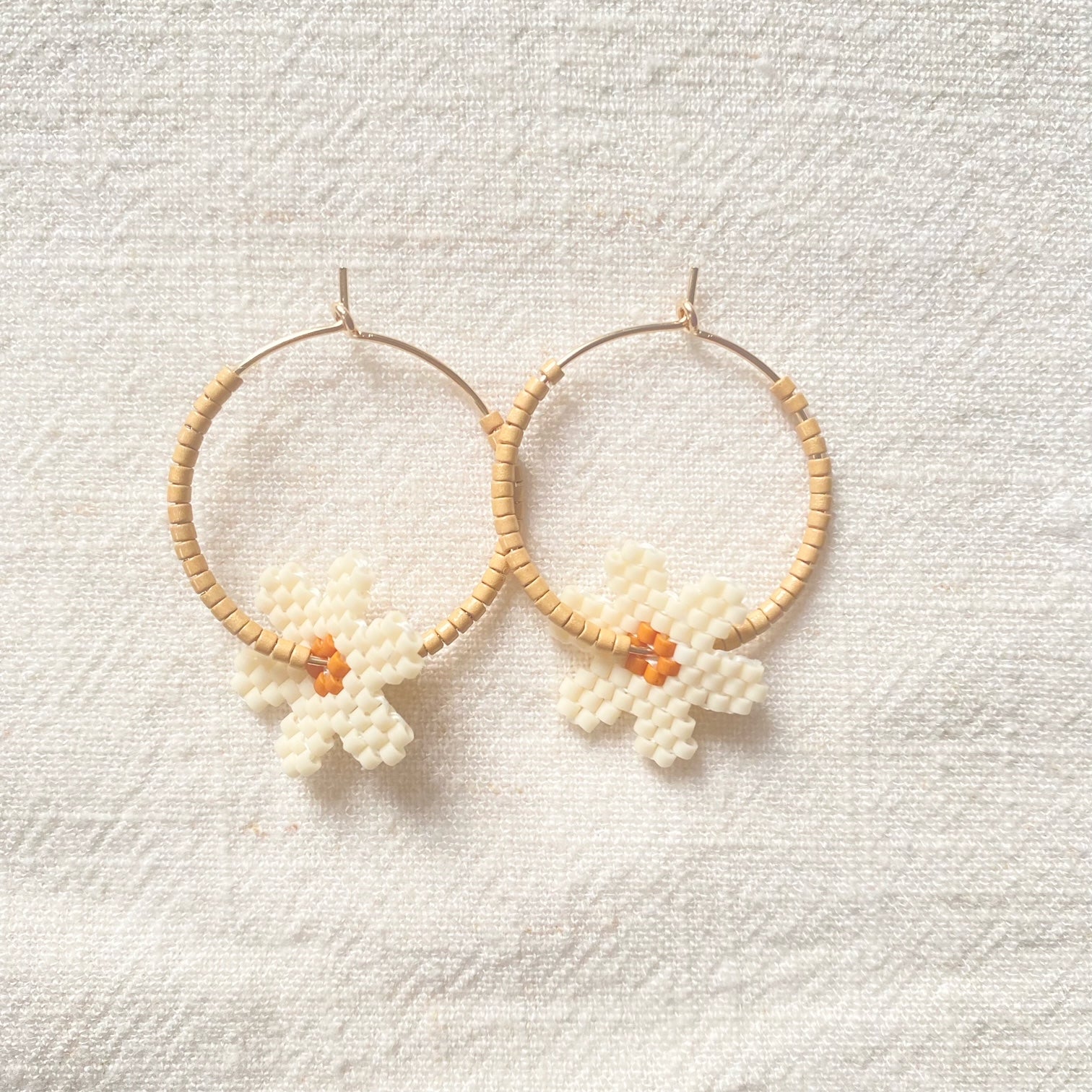 natural beaded flower hoop earrings