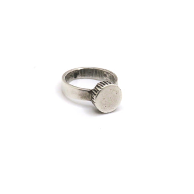round silver ring