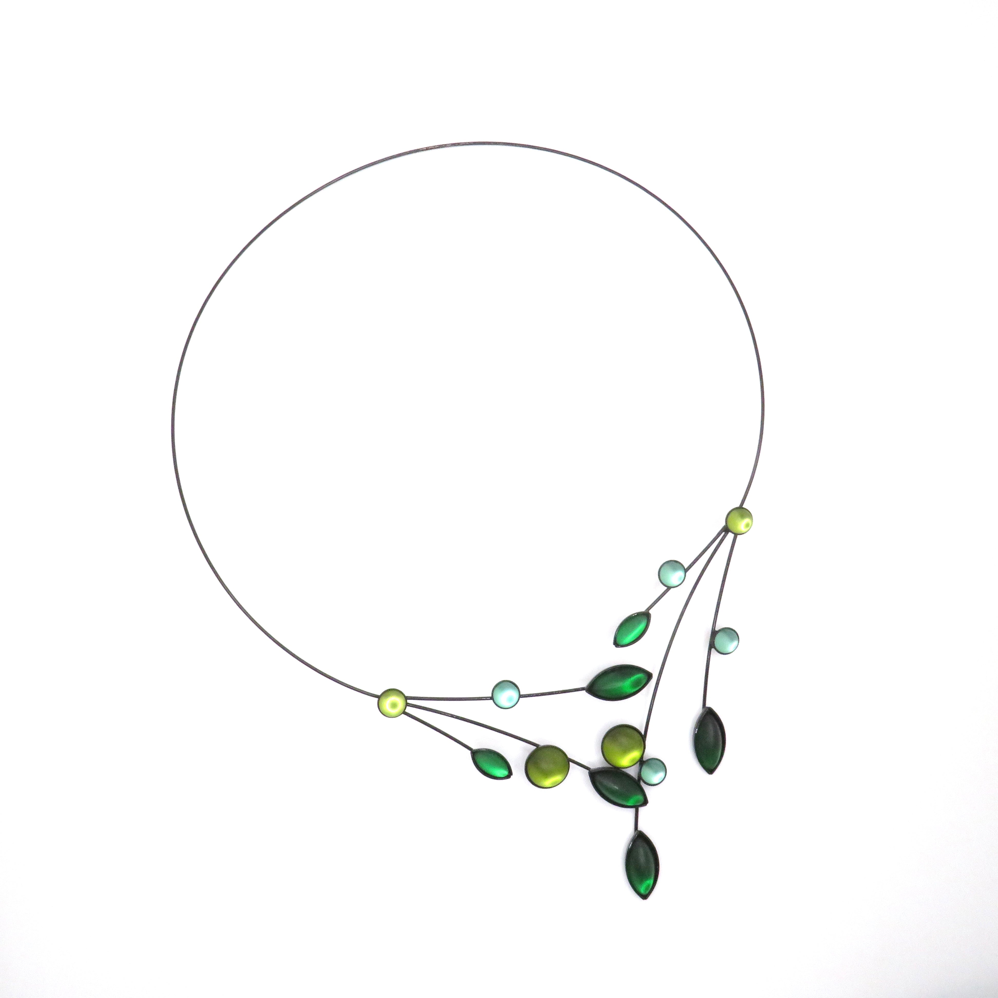 green glass leaf wire necklace