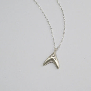 silver fin diamond necklace