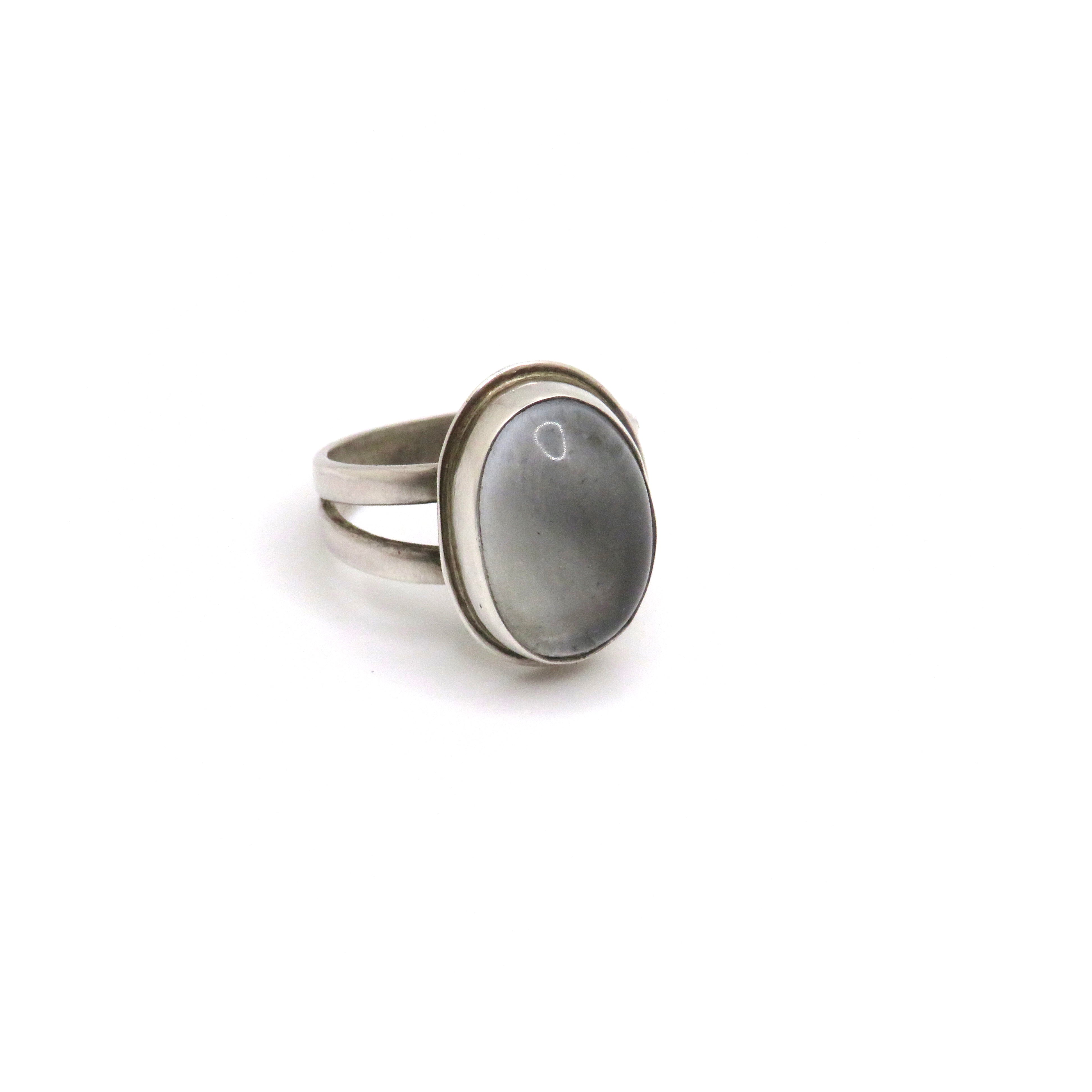 silver topaz ring