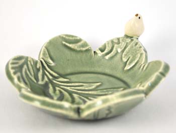 Green ceramic bird bowl